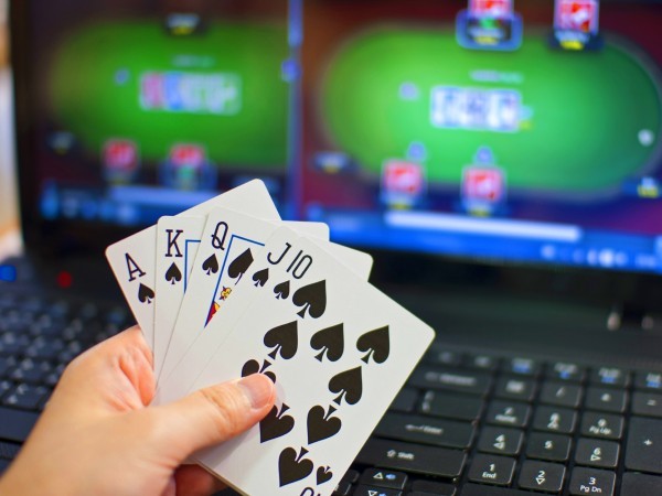 Advantages of online betting and gambling